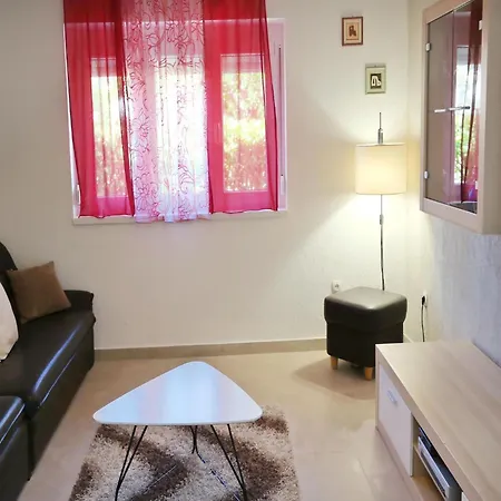 Scenic In Holiday home *