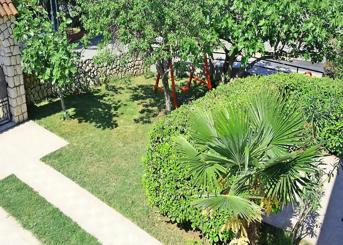 In Center Of Ilo Near بيت للعطل سيلو